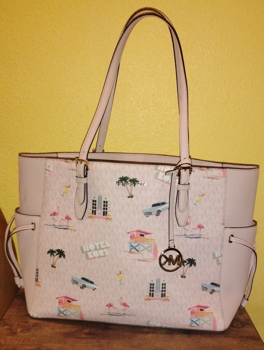 Limited Ed Michael Kors Gilly Large Drawstring Travel Tote light powder blush - Picture 4 of 17